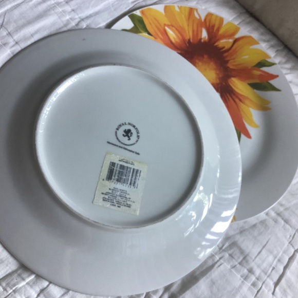 SET OF TWO ROYAL NORFOLK SUNFLOWER DINNER PLATES - Picture 5 of 6
